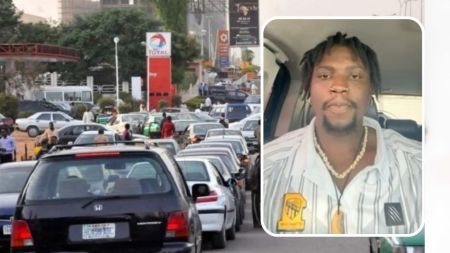 Fuel queue [left]. Verydarkman's headshot